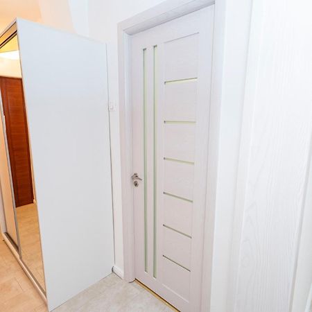 Appartamento Apartament Faleza Galaţi Esterno foto